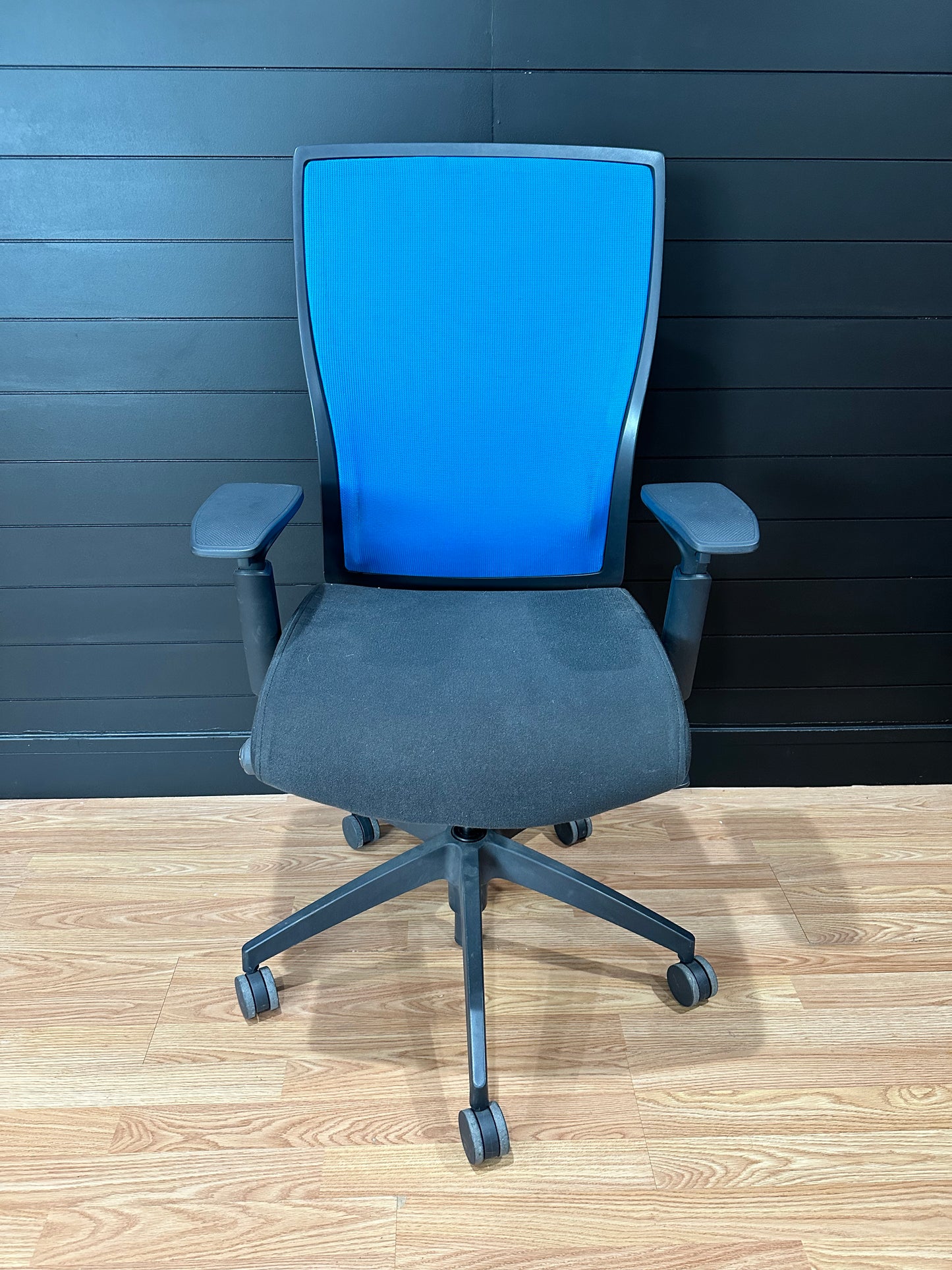 SitOnIt Task Chair